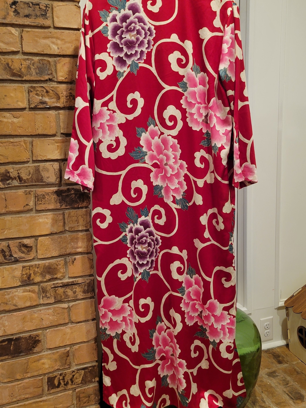 Natori Red and Cream Floral Print Caftan - Picture 4 of 5